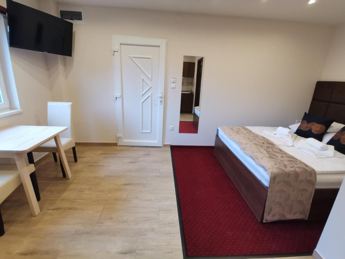 Termal Apartmanhaz Veresegyhaz Bagian luar foto