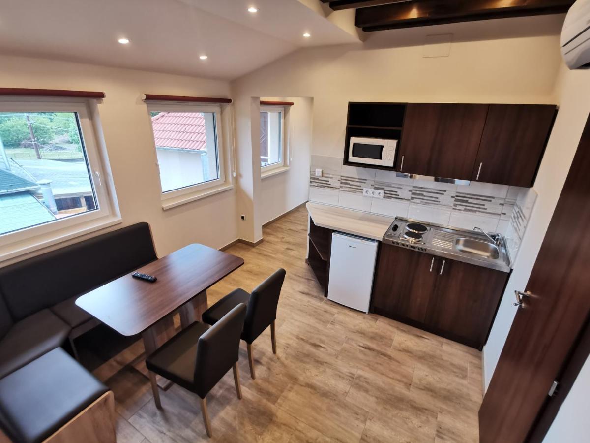 Termal Apartmanhaz Veresegyhaz Bagian luar foto
