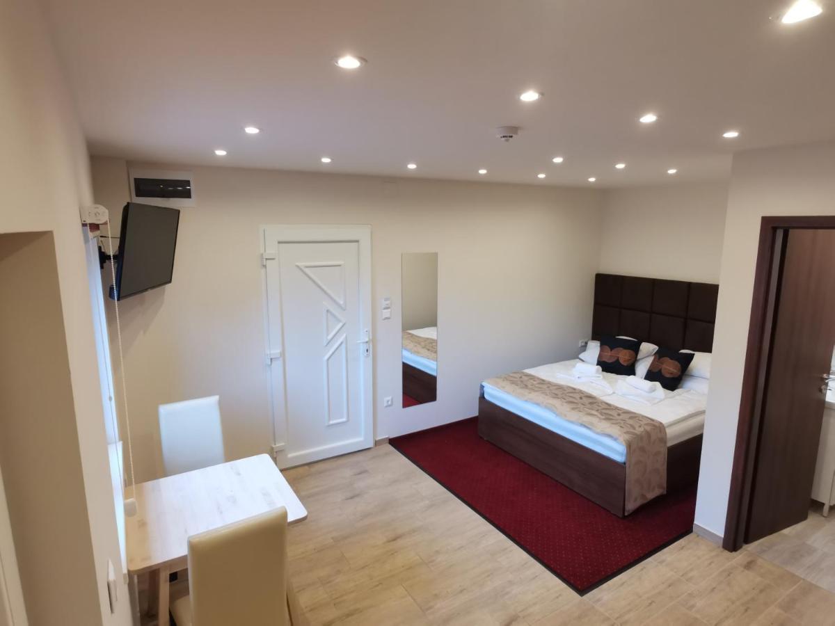 Termal Apartmanhaz Veresegyhaz Bagian luar foto